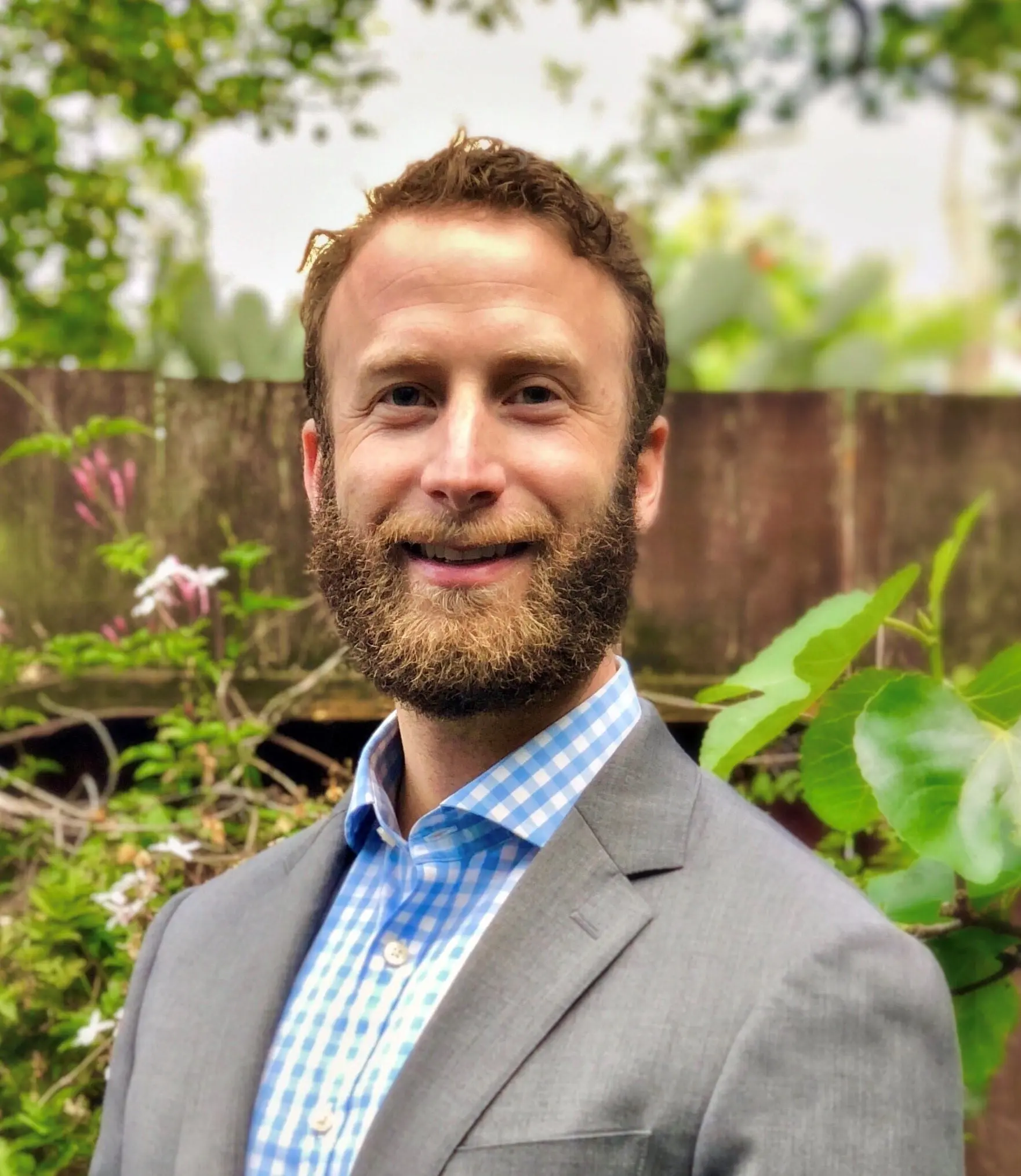 Headshot of Andrew Collins